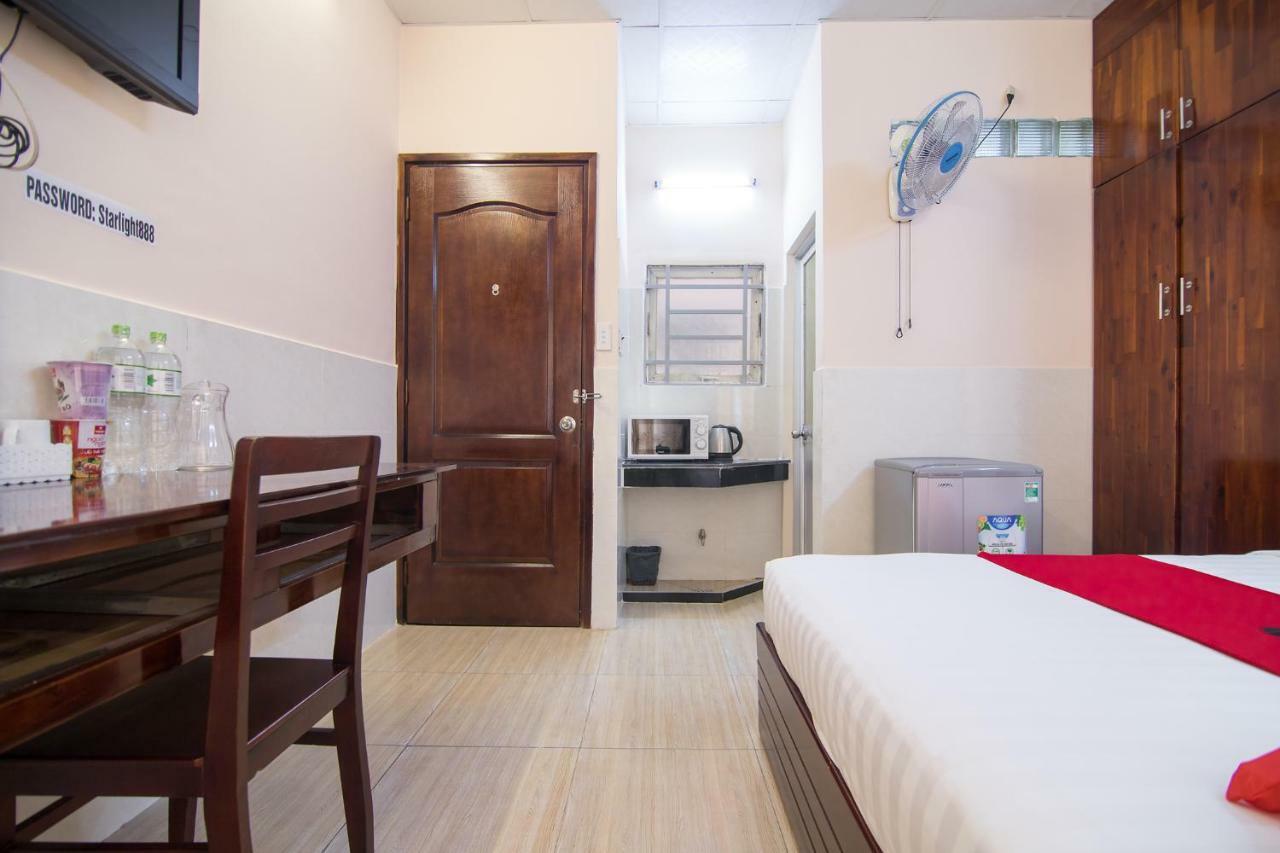 Reddoorz Near Khu Che Xuat Tan Thuan 2 Hotel โฮจิมินห์ซิตี้ ภายนอก รูปภาพ
