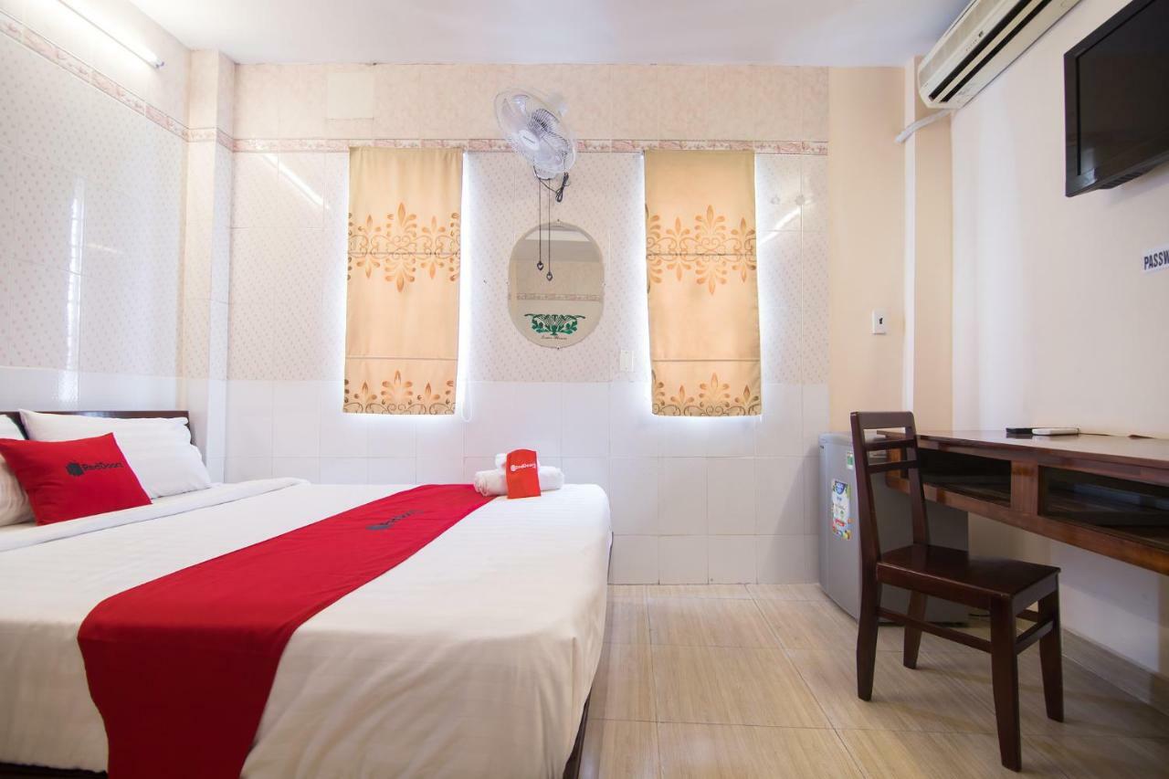 Reddoorz Near Khu Che Xuat Tan Thuan 2 Hotel โฮจิมินห์ซิตี้ ภายนอก รูปภาพ