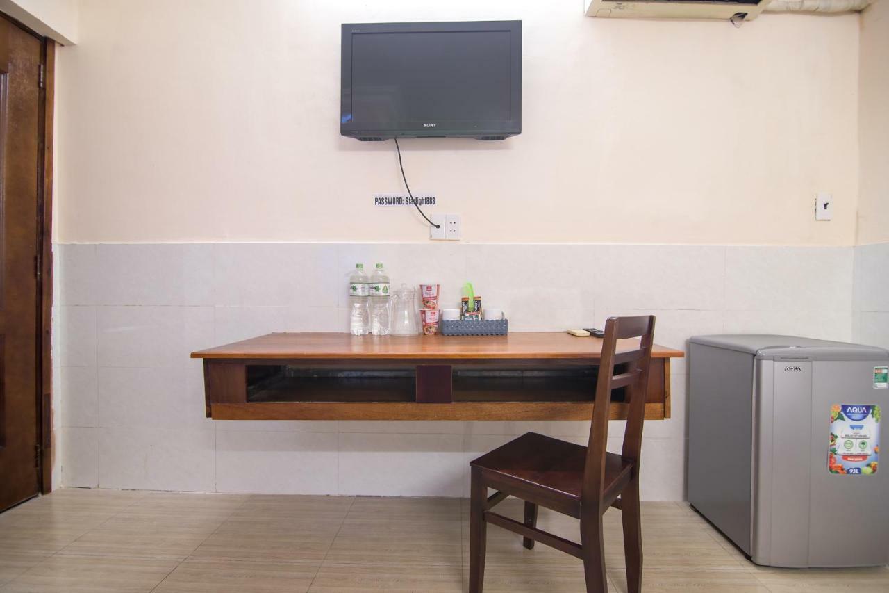 Reddoorz Near Khu Che Xuat Tan Thuan 2 Hotel โฮจิมินห์ซิตี้ ภายนอก รูปภาพ
