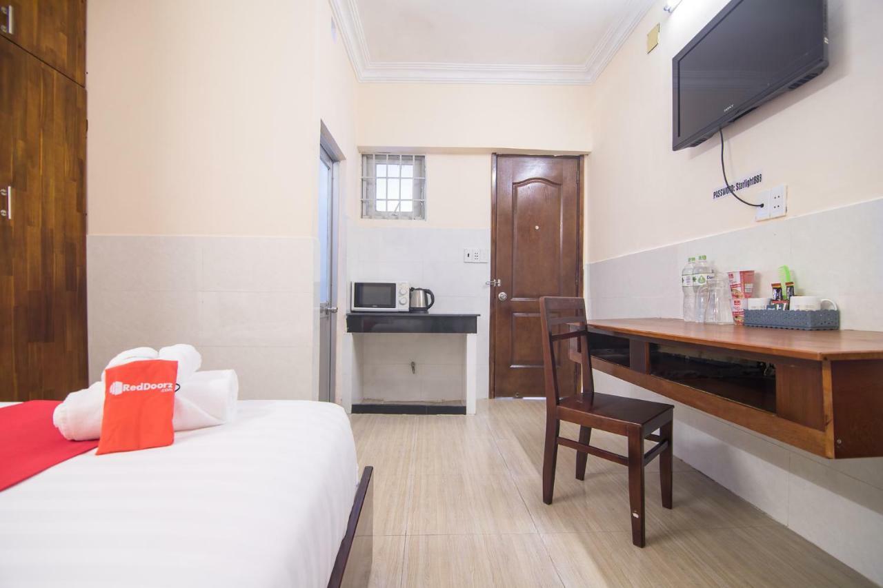 Reddoorz Near Khu Che Xuat Tan Thuan 2 Hotel โฮจิมินห์ซิตี้ ภายนอก รูปภาพ