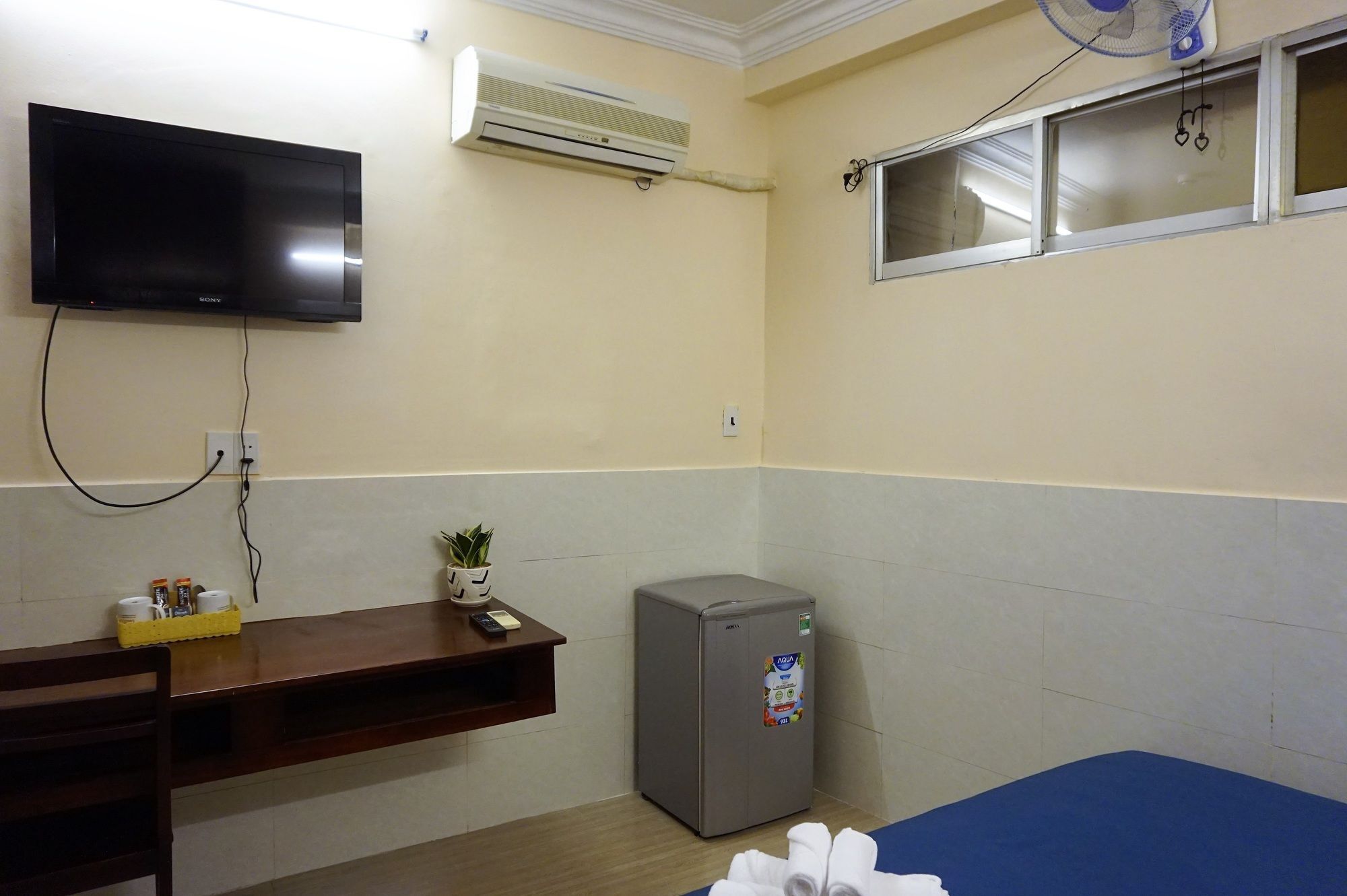 Reddoorz Near Khu Che Xuat Tan Thuan 2 Hotel โฮจิมินห์ซิตี้ ภายนอก รูปภาพ